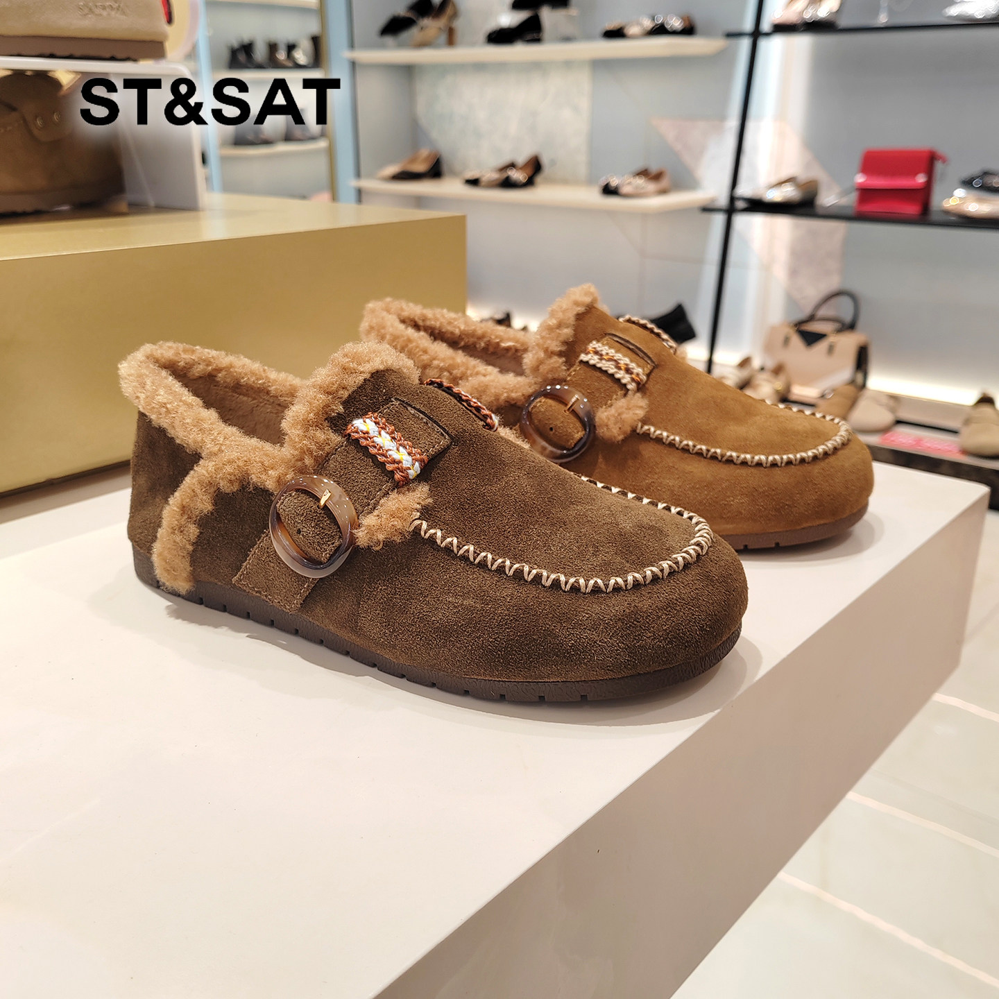 星期六女鞋2025冬季新款绒里平底保暖舒适时尚雪地鞋潮SSD4111549,女鞋,乐福鞋（豆豆鞋）,淘宝优惠券,粉丝福利购,淘宝优惠卷