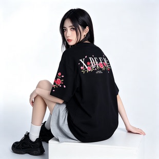 XDFM美式花卉玫瑰刺绣短袖T恤男女情侣宽松落肩袖简约松弛感圆领