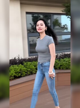 女小脚铅笔修身显瘦百搭牛仔裤