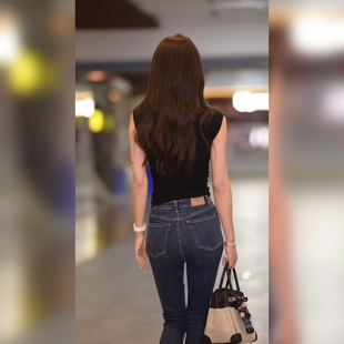 自然弹力牛仔裤女紧身铅笔裤通勤显瘦常规显腿长穿搭款休闲