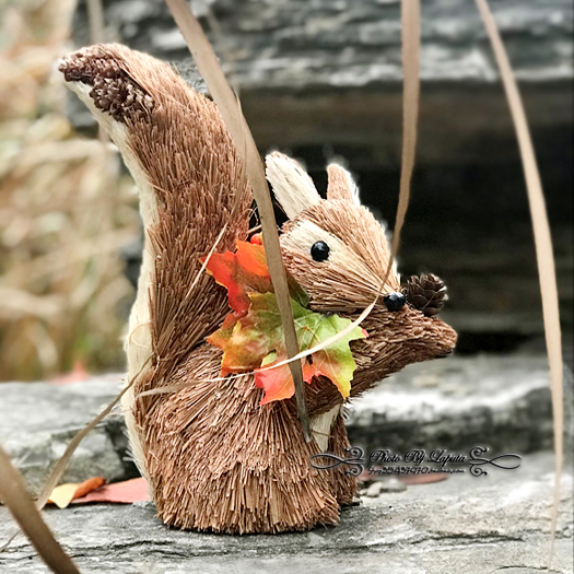 松鼠田园风森林系草编工艺摆件