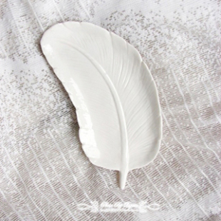 饰摆件瑕疵清仓 白瓷浮雕造型盘点心盘首饰盘皂盒装 羽毛 田园欧式