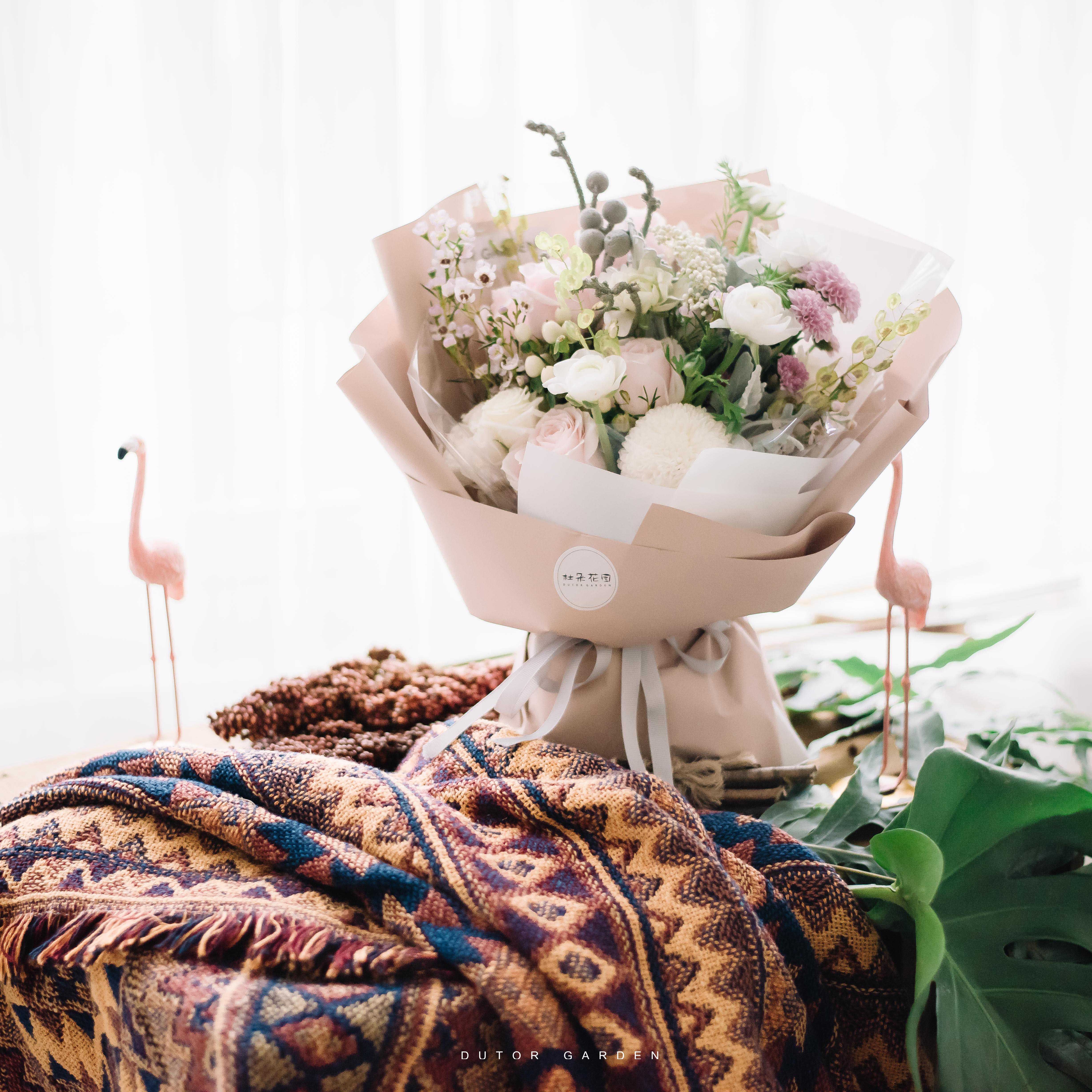 韩式雅致混搭花束玫瑰送闺蜜生日女友情人节礼物西安鲜花同城速递