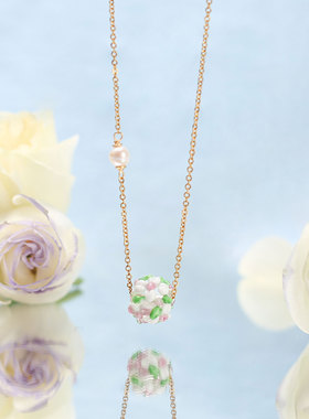 花飞镜法式少女感花瓣珍珠项链