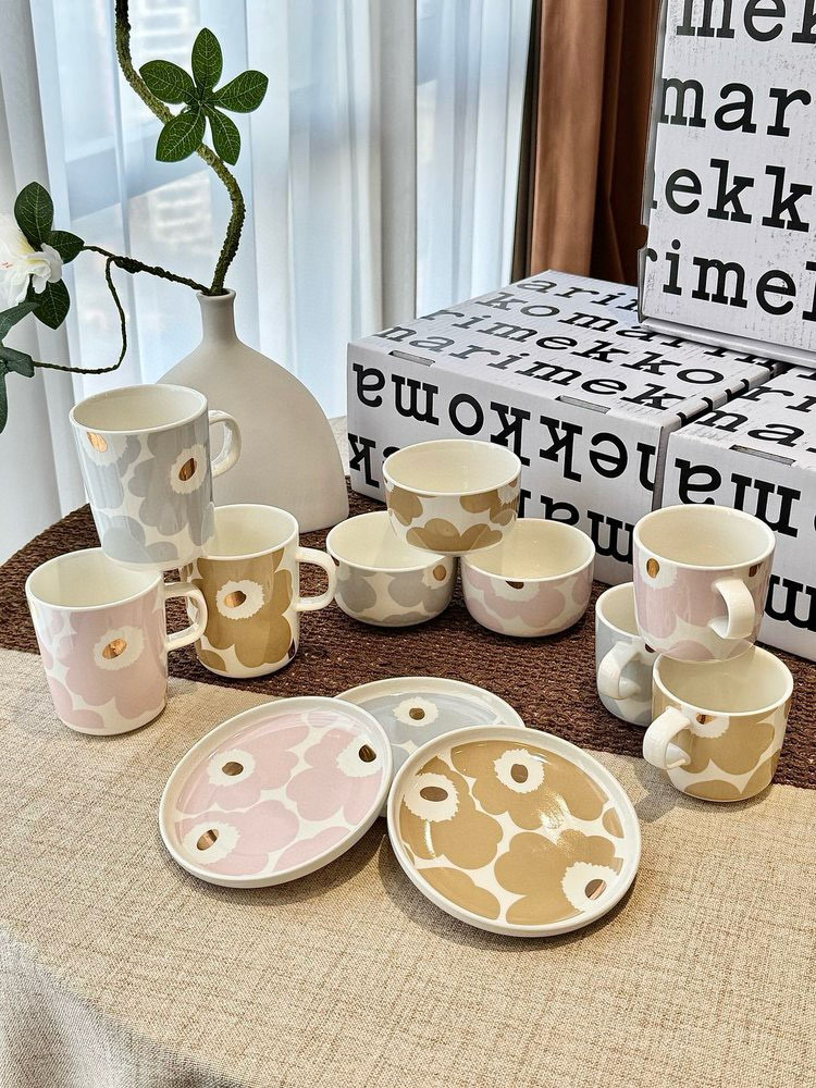 私信有货外贸尾货新款芬兰马克咖啡杯盘子碗花朵杯陶瓷餐具四件套