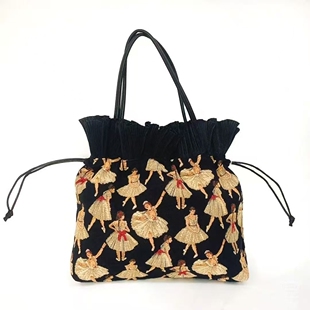 数量少纯原现货bellebranchee芭蕾女孩刺绣印花化妆收纳包三件套