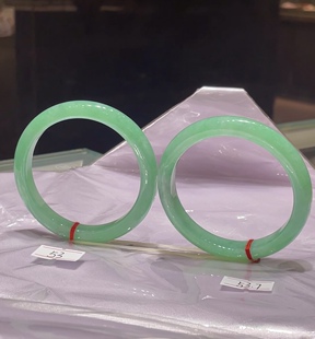 缅甸翡翠A货 满色阳绿手镯圈口53上手好看成对手镯适合新婚成人礼