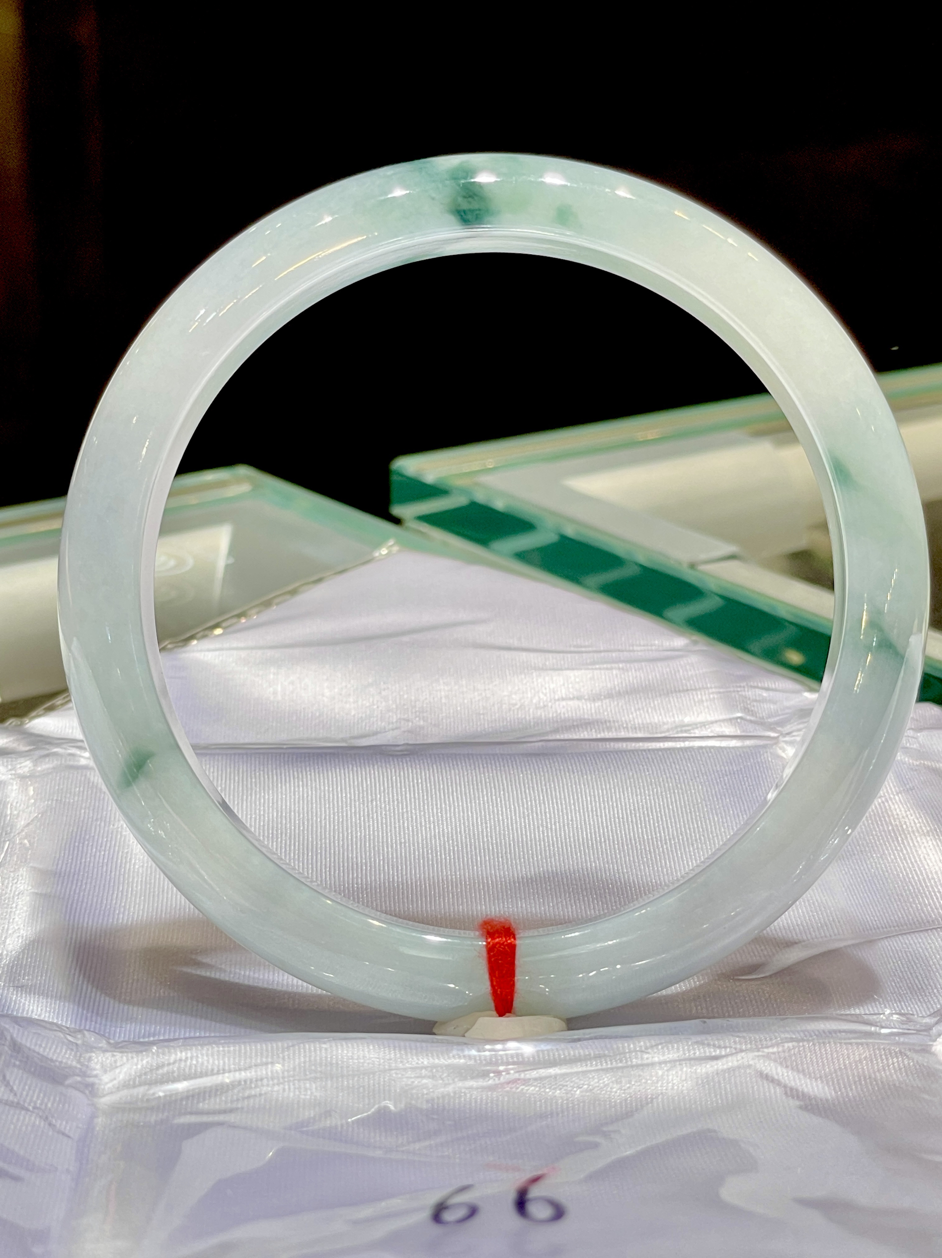 天然缅甸翡翠A货正品 冰种飘花66圈口正圈手镯 上手时尚百搭新颖