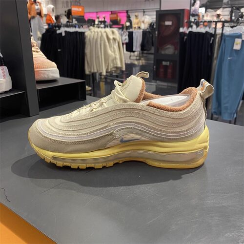 Nike/耐克2022年女子低帮轻便耐磨运动休闲跑步鞋 DV1489-141