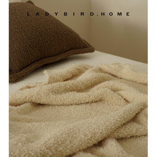 手感草鸡好～日式 沙发办公室午睡婴儿盖毯 软绵绵纯色保暖毛毯子