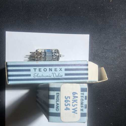 议价4只英国 Teonex 6AK5W（5654）电子管。这款电可维修