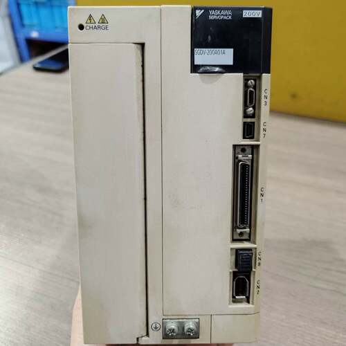 可维修安川变频器SGDV-200A01A 实物如图所示，所得议价