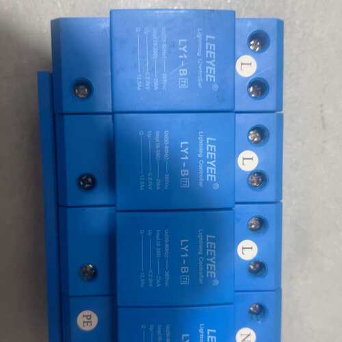 议价LEEYEE雷悦电气LY1-B浪涌保护器，4P，385V，2可维修