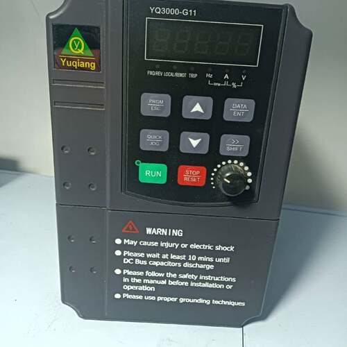 可维修变频器YQ3000G11-403P7G，重载3.7KW/议价