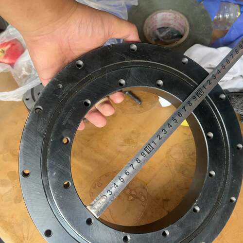 可议价处理交叉滚子轴承RU230-B。有好几个。外径28