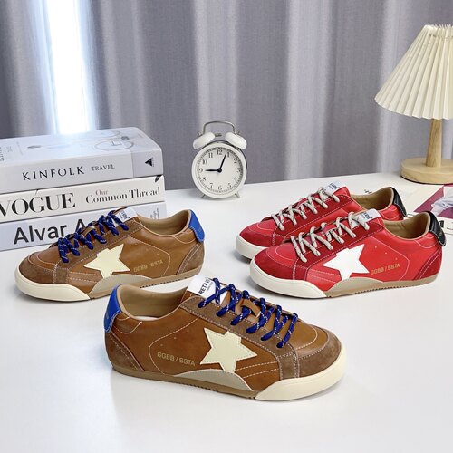 韩版复古红色星星内增高小脏鞋女