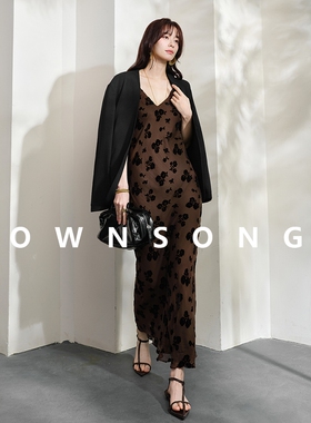 OWNSONG轻奢真丝 复古法式丝绒吊带连衣裙女收腰显瘦烧花赫本裙