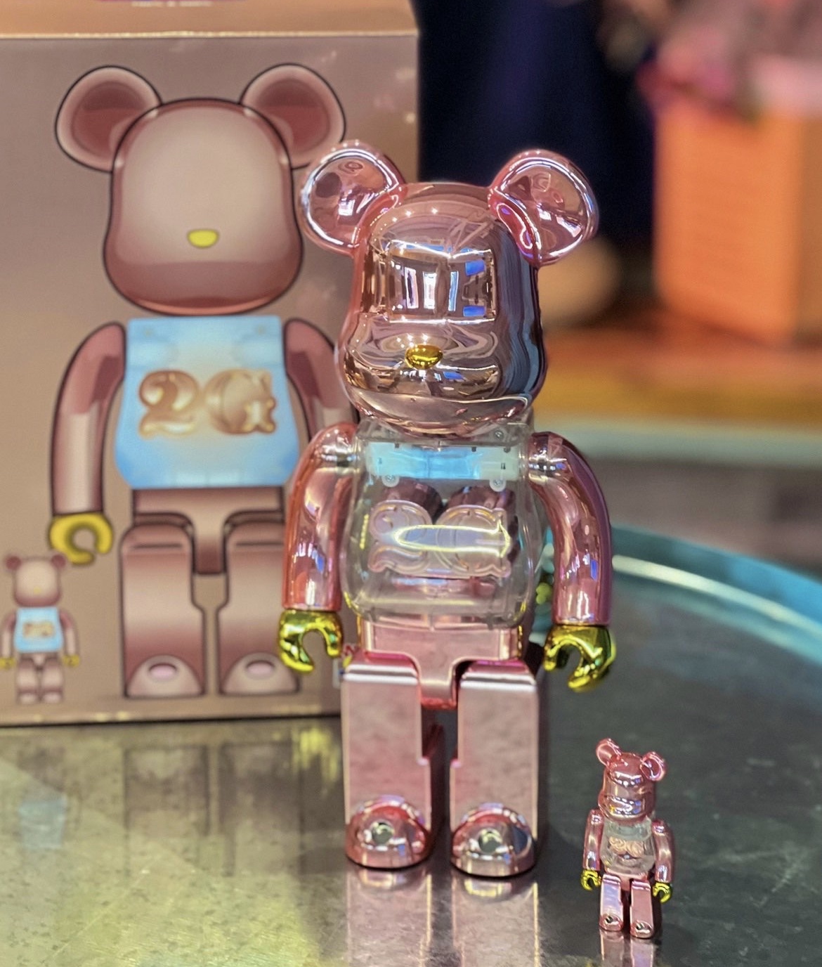 BE@RBRICK 2G PINK GOLD CHROME 金粉镀铬亮灯款100%400%潮玩摆件