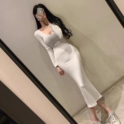 韩国东大门新款性感显身材~简约女人味V领中长款包臀长袖连衣裙女