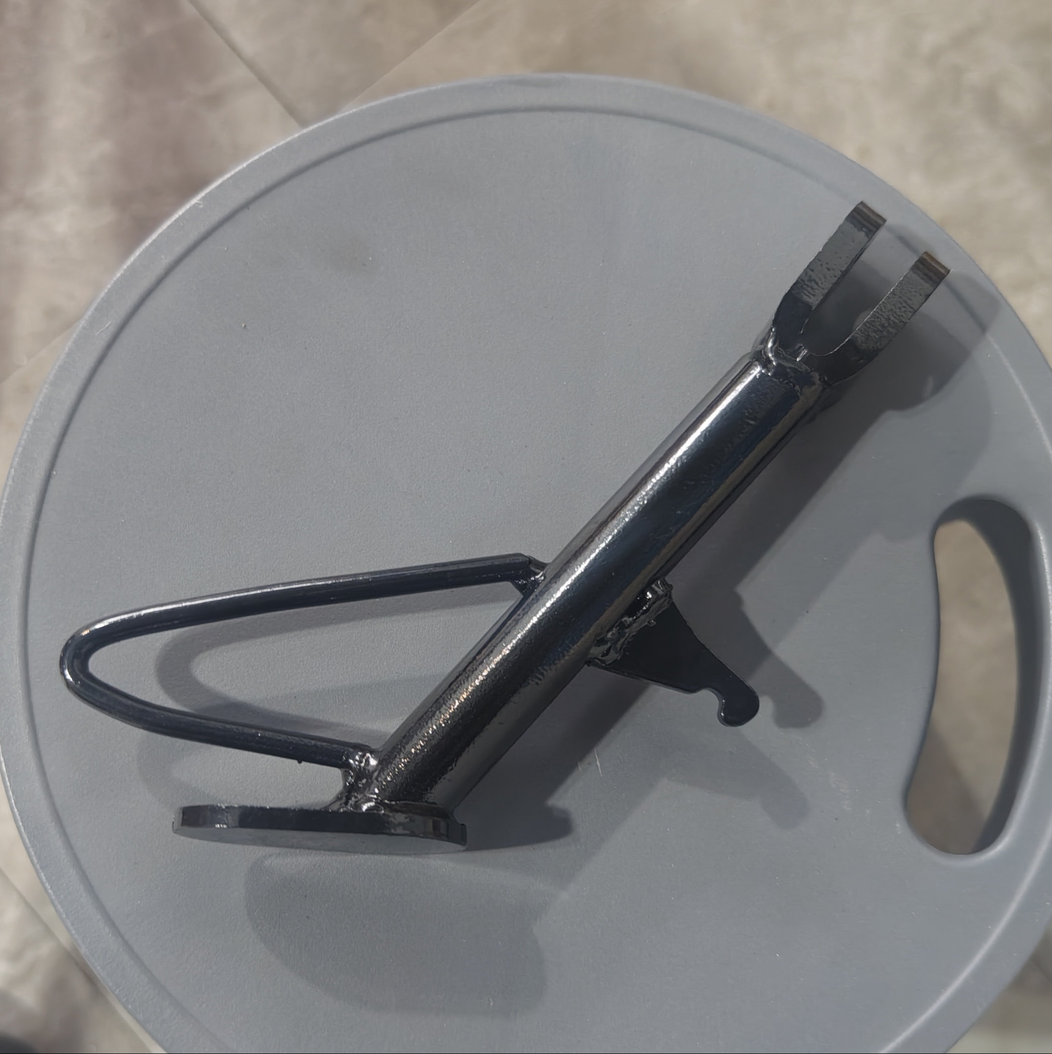 适用凯越机车250rr刺鸟降低坐高边撑支架降低坐高狗骨头