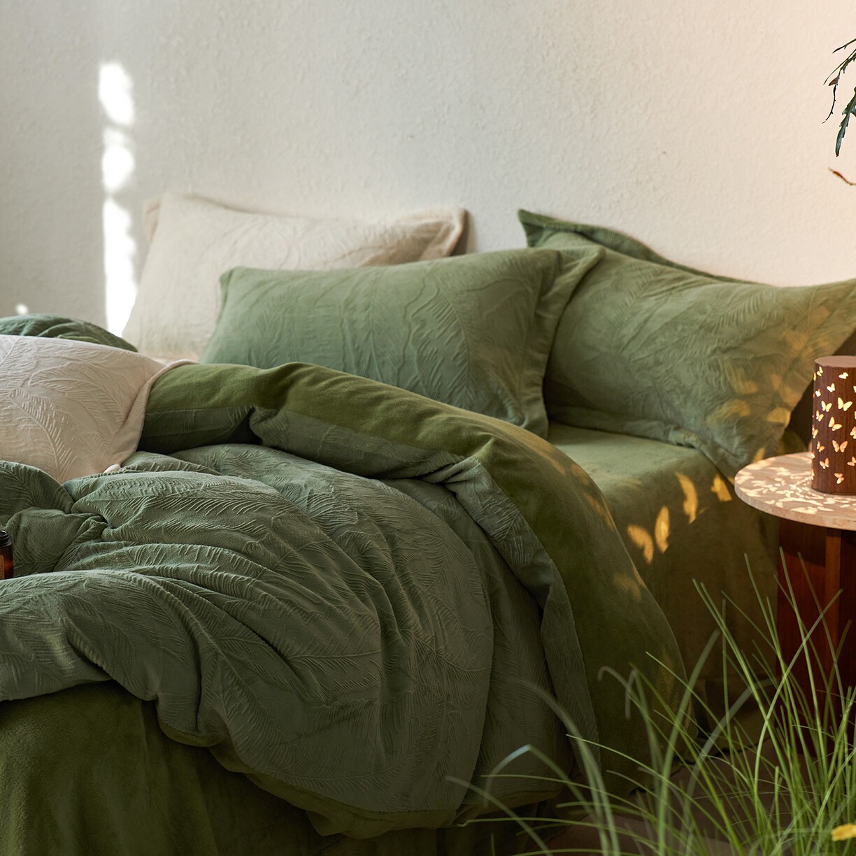 A类母婴级牛奶绒四件套2025新款防静电珊瑚绒保暖法兰绒床上用品4