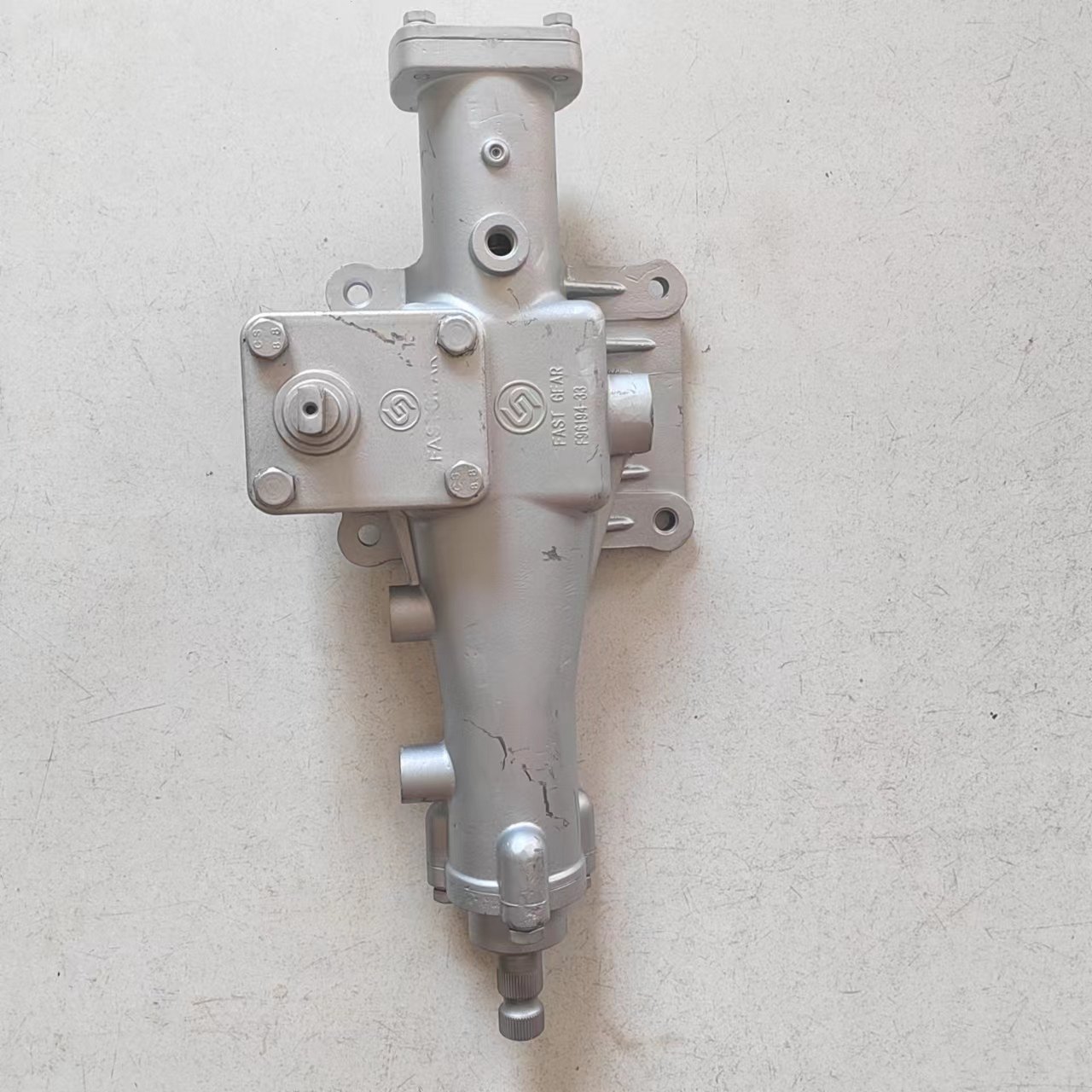 法士特天龙德龙变速箱小盖