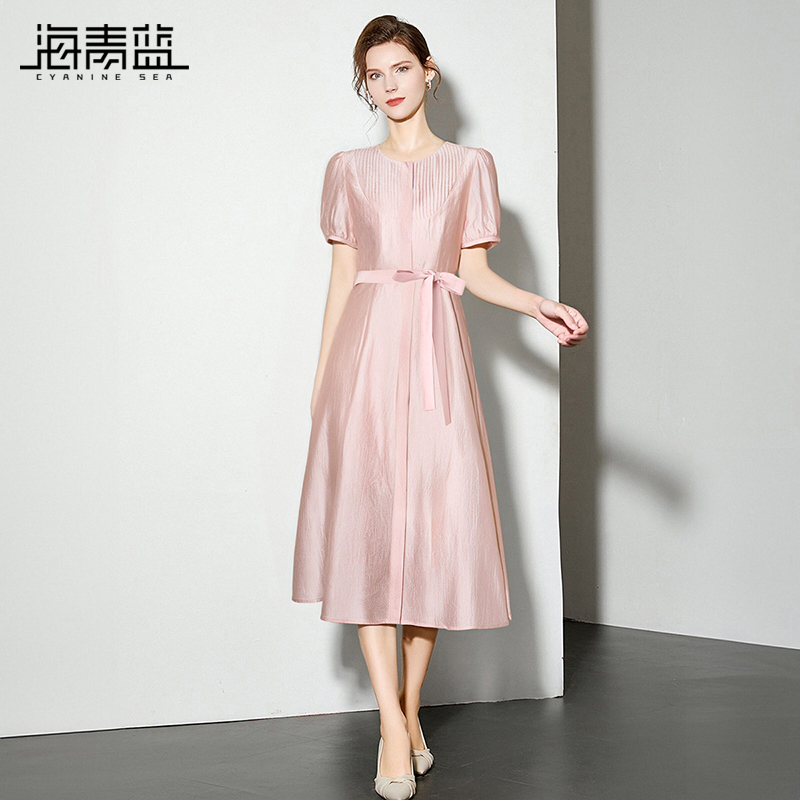 海青蓝皱褶粉色连衣裙