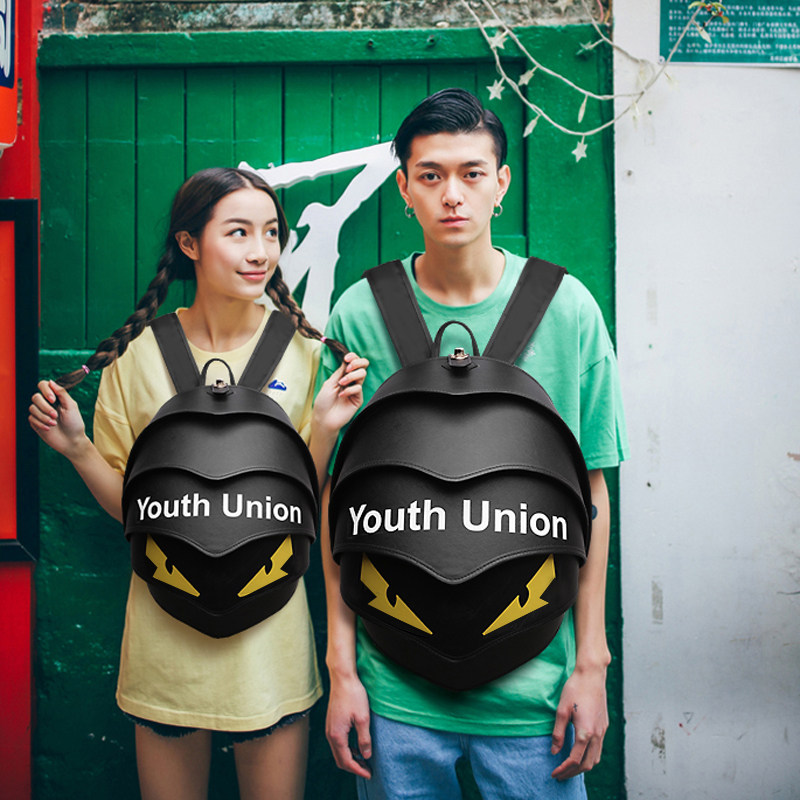 2020新款甲壳虫背包抖音女包男包双肩包个性潮流书包头盔骑行背包