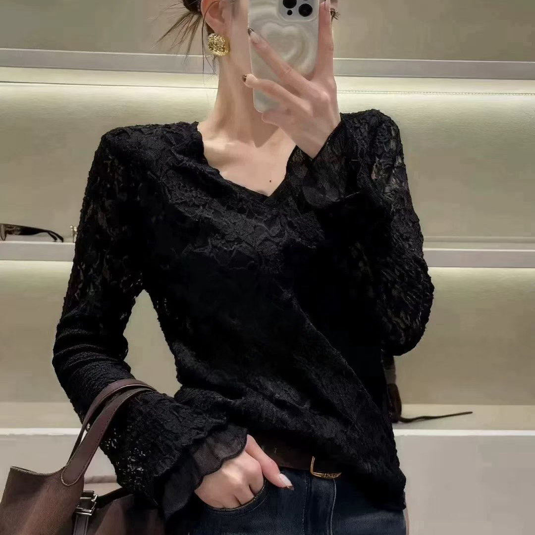 欧洲站2026早春新款欧货法式V领花边喇叭袖蕾丝衫百搭打底上衣女,女装/女士精品,蕾丝衫/雪纺衫,淘宝优惠券,粉丝福利购,淘宝优惠卷