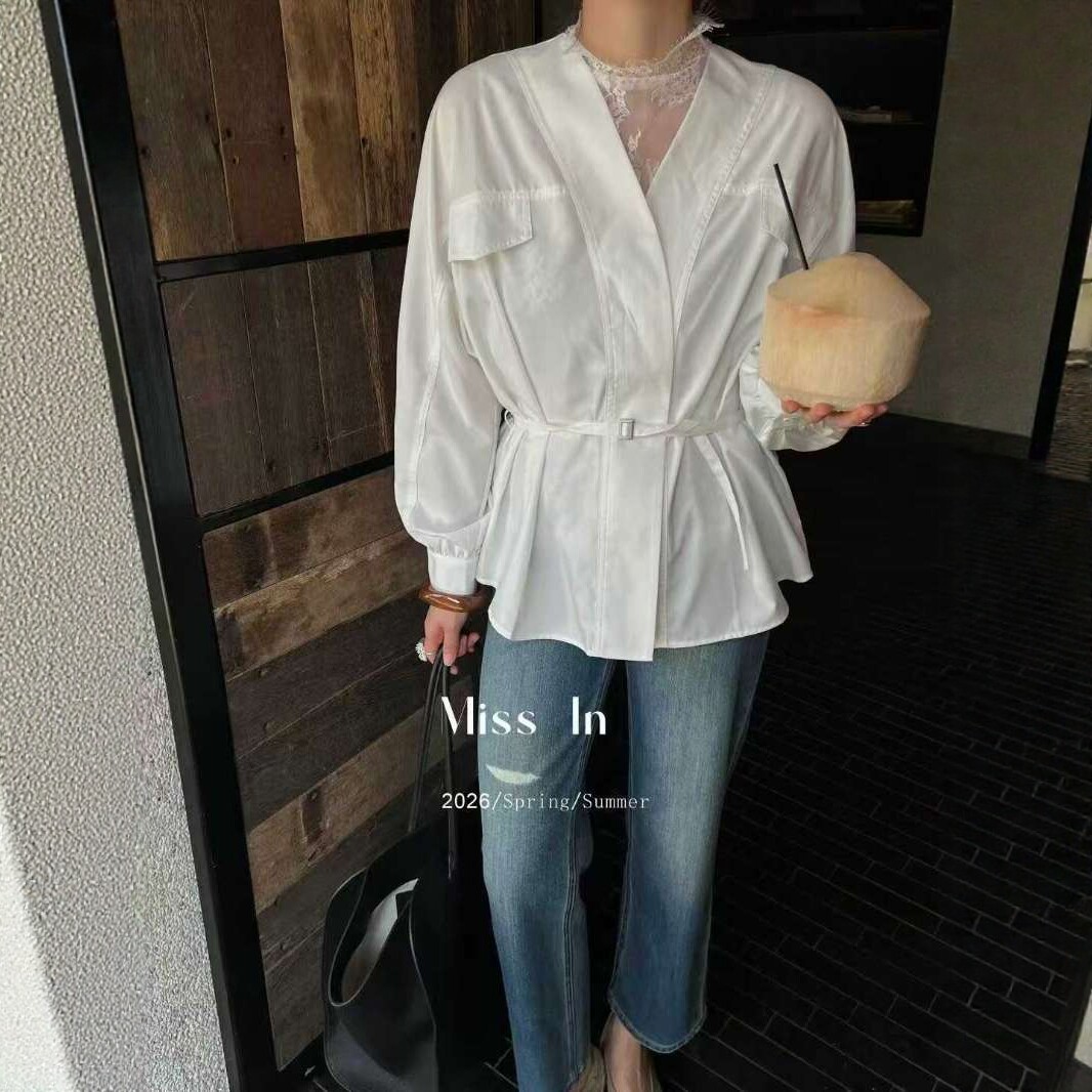 设计感小众拼蕾丝衬衫两件套上衣