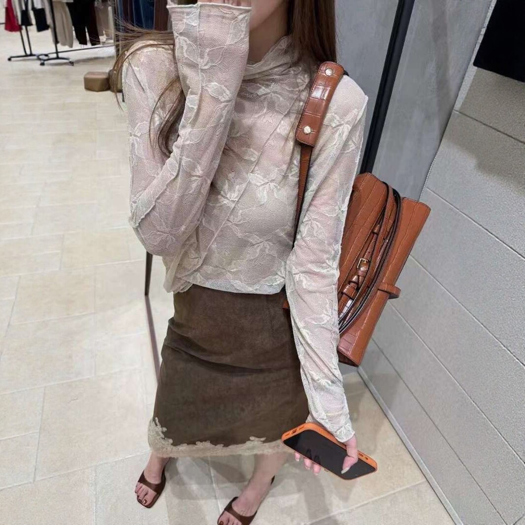 欧货半高领洋气减龄蕾丝衫T恤女