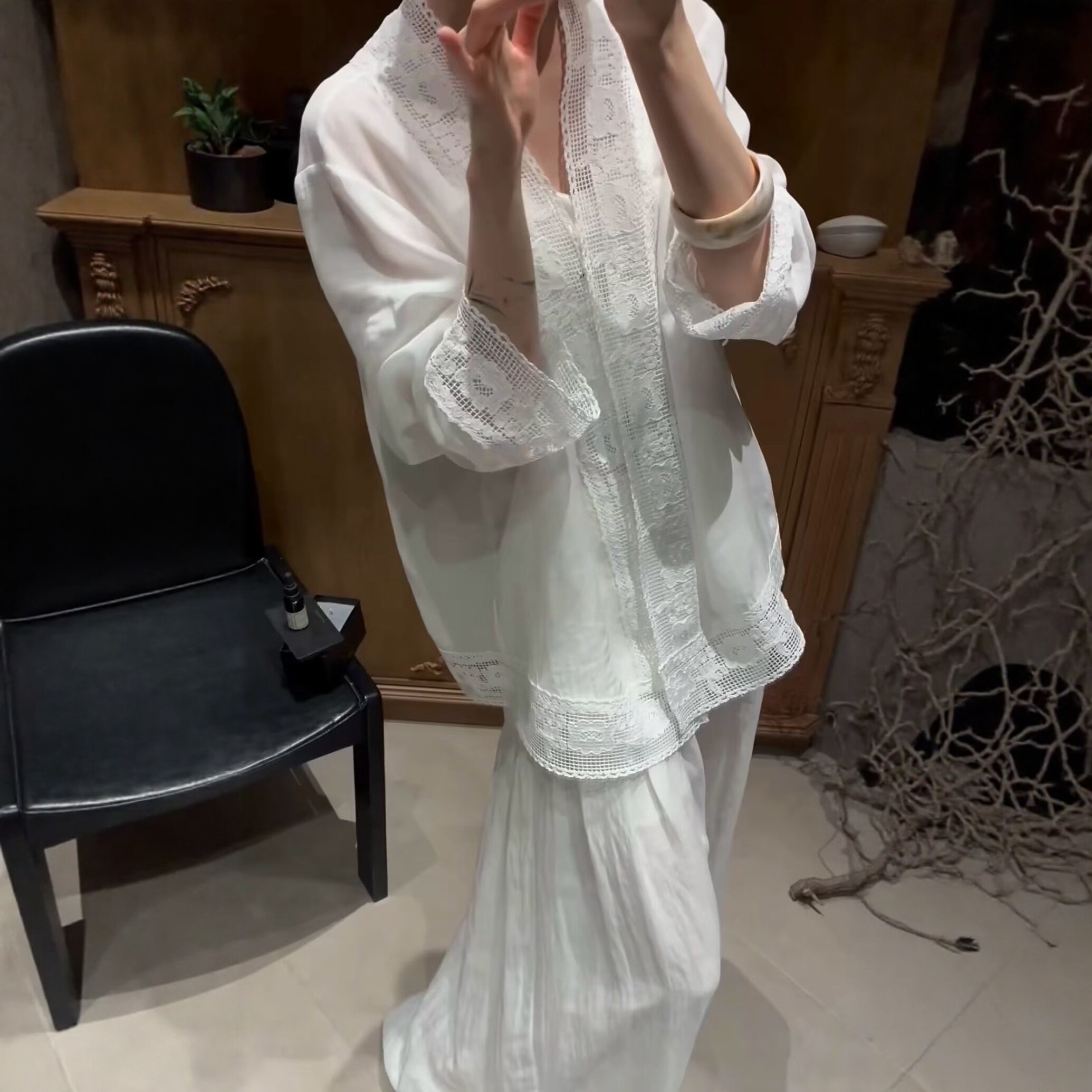 欧货蕾丝拼接苎麻衬衫防晒上衣女
