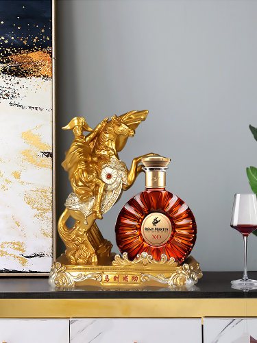 XO人头马洋酒架摆件酒柜装饰品