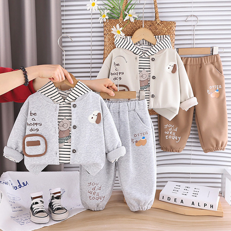 男童春秋套装2026新款帅气宝宝1-3岁5开衫卫衣婴儿童三件套小童潮