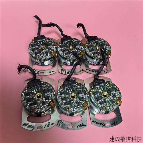 议价UTOPH-81AWF/UTOPH-40AWM 安川8192编码器 适配SGMG-电机