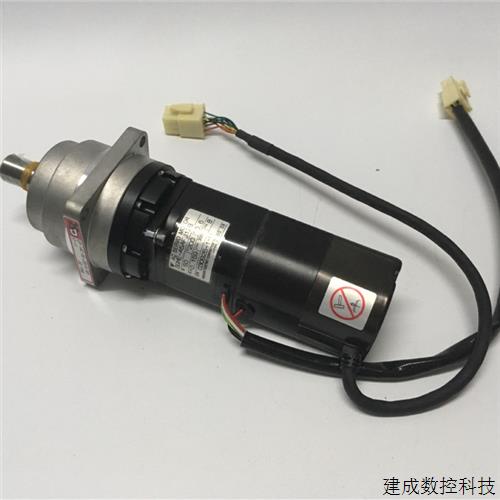 议价全新YASKAWA安川SGME-A5AFJ12B伺服行星减速机CP-14C-05-J201