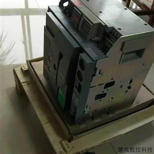 议价施耐德固定式断路器1000A MVS10N3F6A0 3P框架手动储能控制器