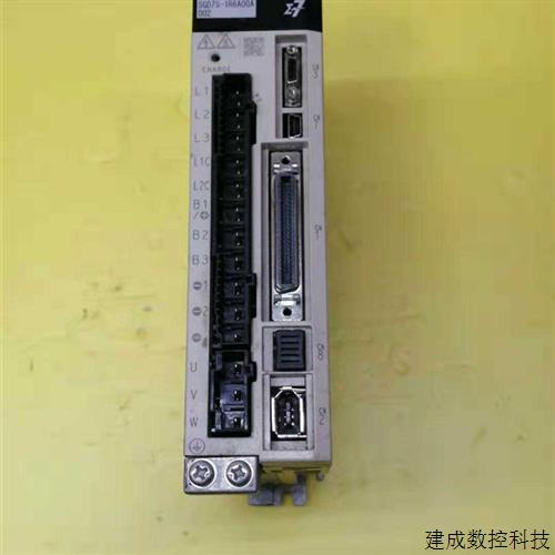 议价SGD7S-1R6A00A 安川伺服驱动器成色漂亮保修3个月 议价