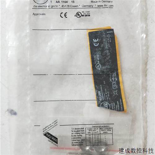 议价全新原装正品易福门   IEC200   实物拍摄   现货
