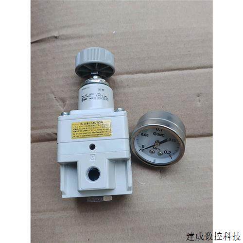 议价原装正品充新IR2000-02 精密调压阀2公斤