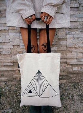 LEONIKITA设计师联名款几何图形极简竖款电脑单肩包托特包帆布袋