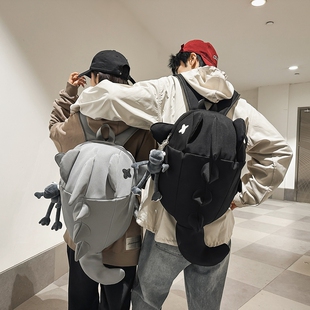 鲨鱼双肩包小众设计感骑行背包男女鲸鱼包个性潮流旅行包学生书包