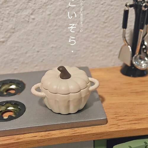 1PCS 1:12 Scale Mini Pumpkin Soup Pot Miniature DIY