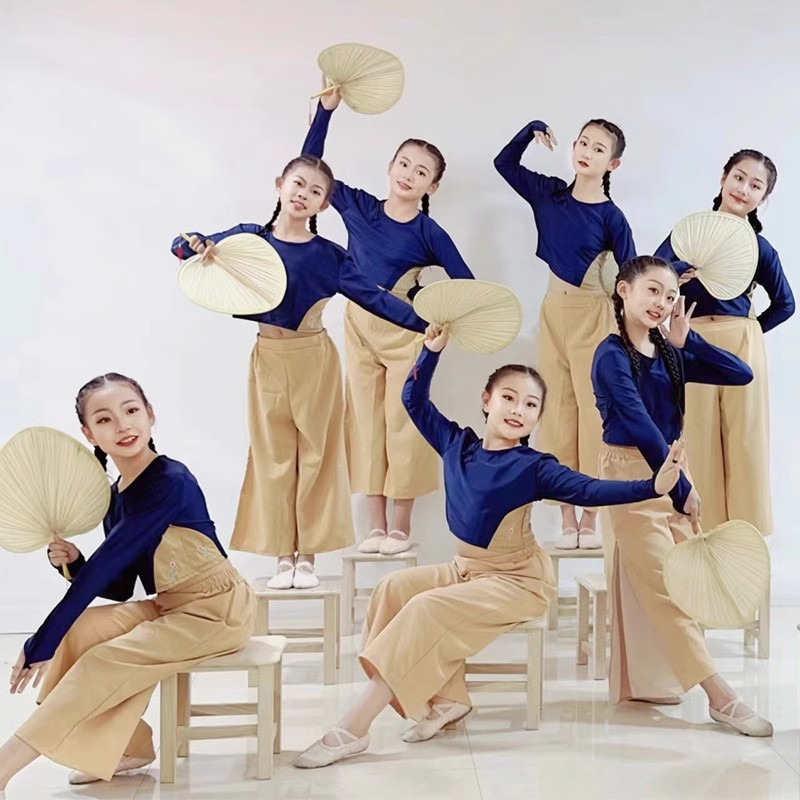 摇啊摇到外婆桥舞蹈服儿童蒲扇舞古典民族舞碇步桥演出服凳子道具