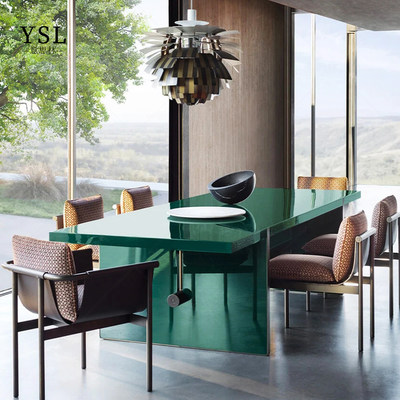 芬迪餐桌简约高端Simple