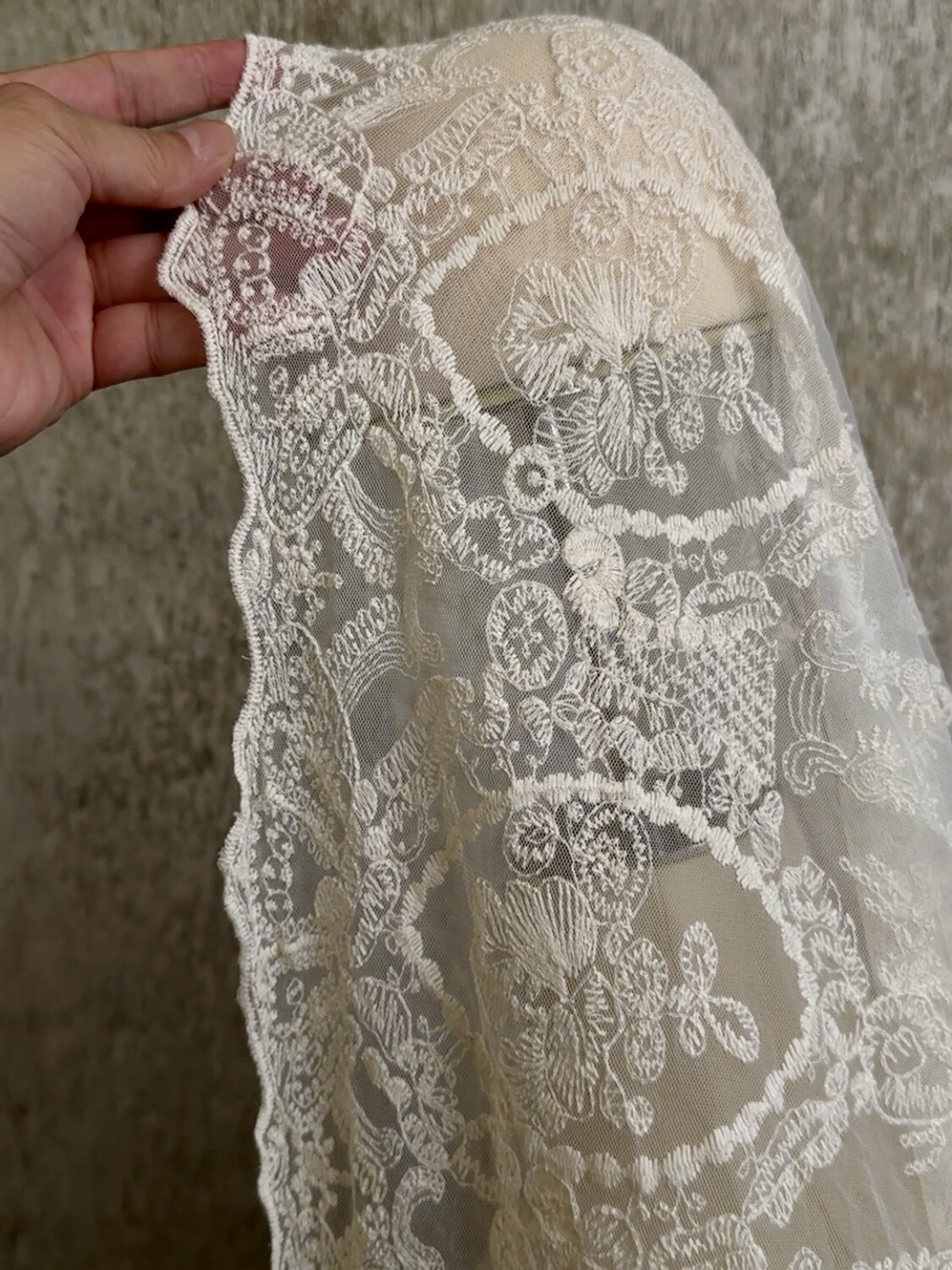 米色棉线刺绣蕾丝面料法式提花服装婚纱礼服设计师布料Diy辅料复