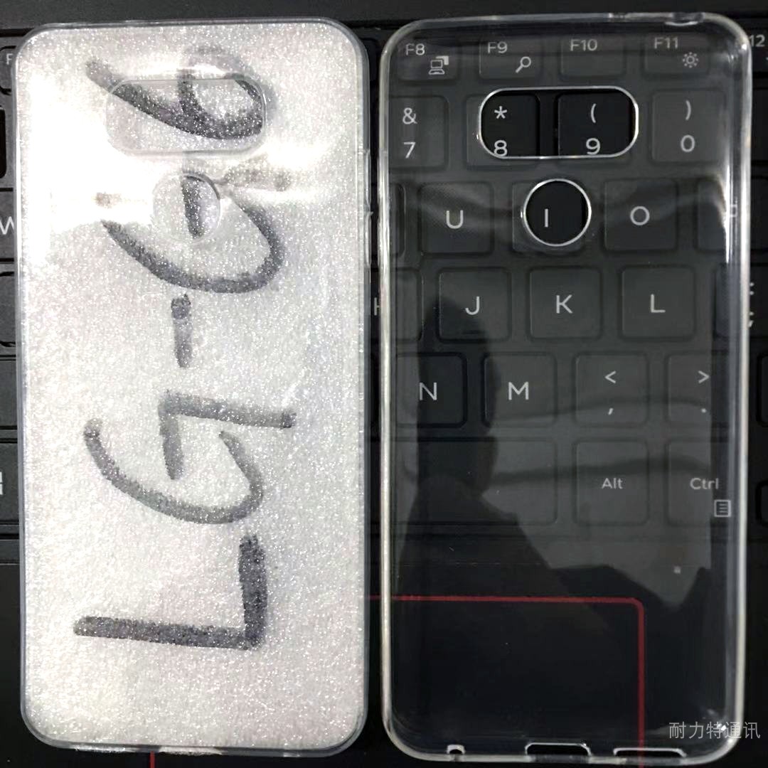 1MM高透明素材壳,内带防水纹,质量好,50个一包,为防止变形内装有泡沫海棉,无单独OPP袋子,可做成品,也可做彩绘,浮雕,点钻,皮套等素材壳.按包出货,按50,100,150,200...依次拍数量.