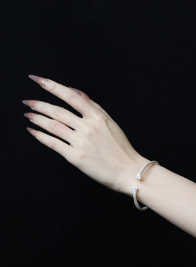 设计师银手镯Kammerhopa小众