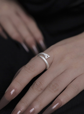 kammerhopa 设计师品牌925银戒指骷蕾丝小众戒指简洁鱼骨新品指环