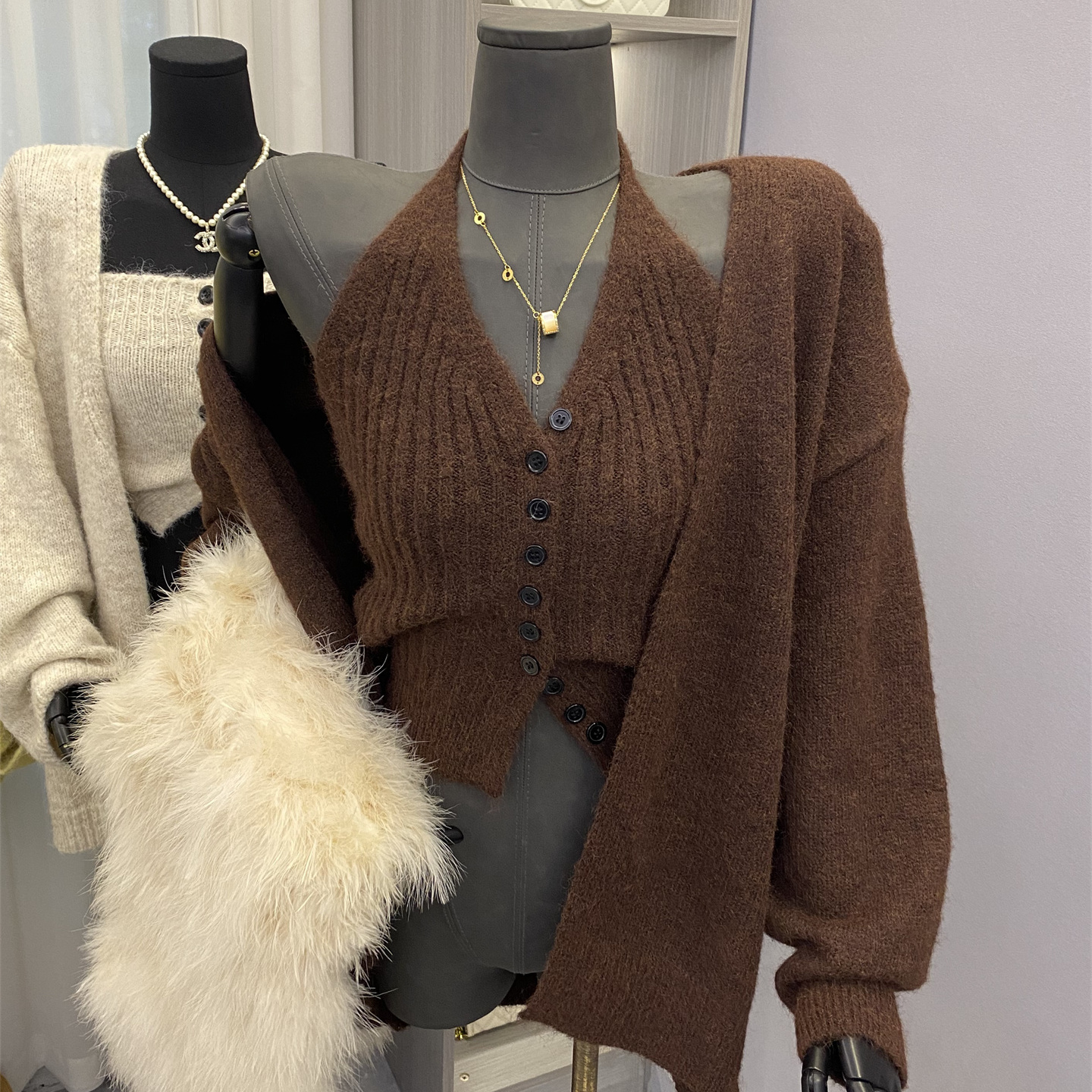 挂脖背心V领长袖开衫毛衣两件套